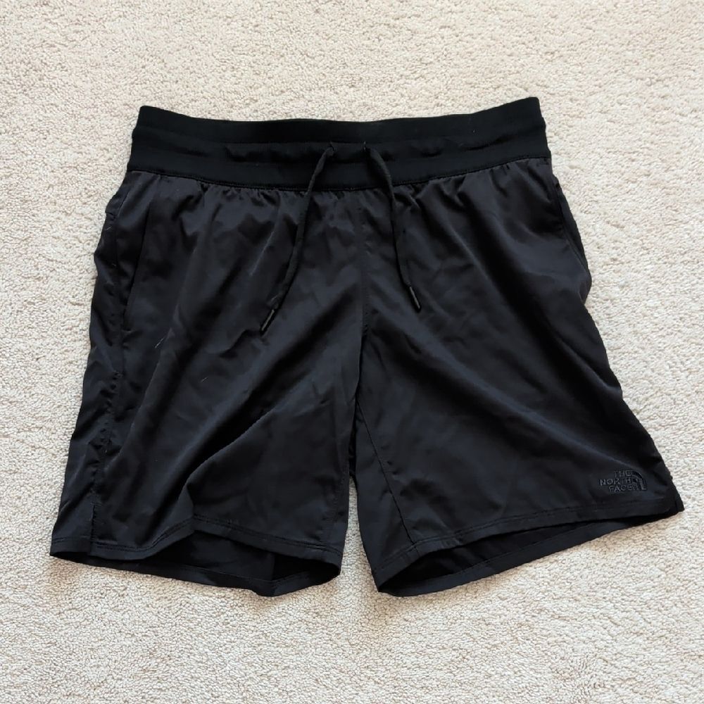 The North Face Black Bermuda Shorts Size M